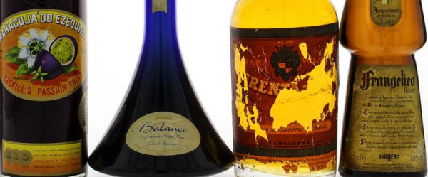 CONJUNTO DE GARRAFAS DE LICOR - Image 3
